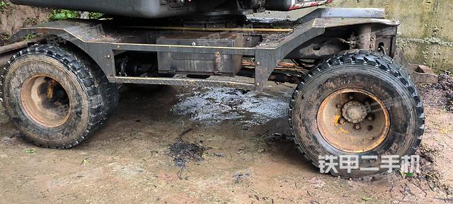 单侧履带整体（整机外观）