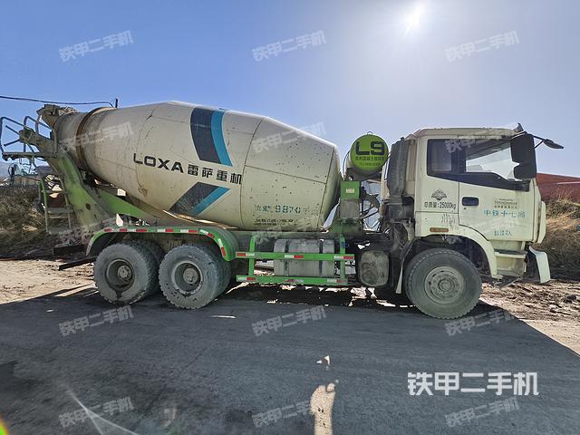 整机右侧（设备外观及核心部件）