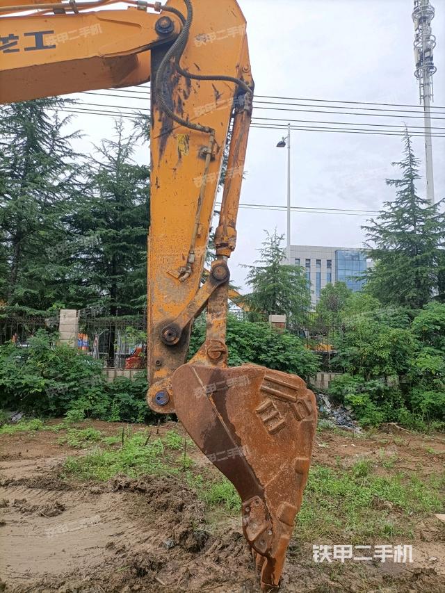 小臂整體左后（工作和回轉(zhuǎn)裝置）