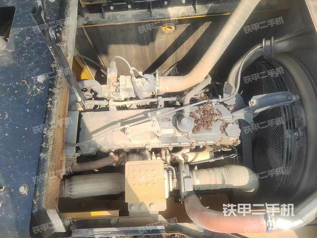 发动机整体俯视（整机外观）