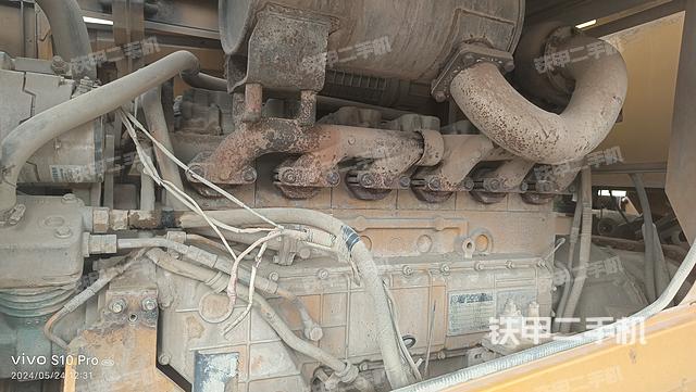 发动机左侧（整机外观及大件）