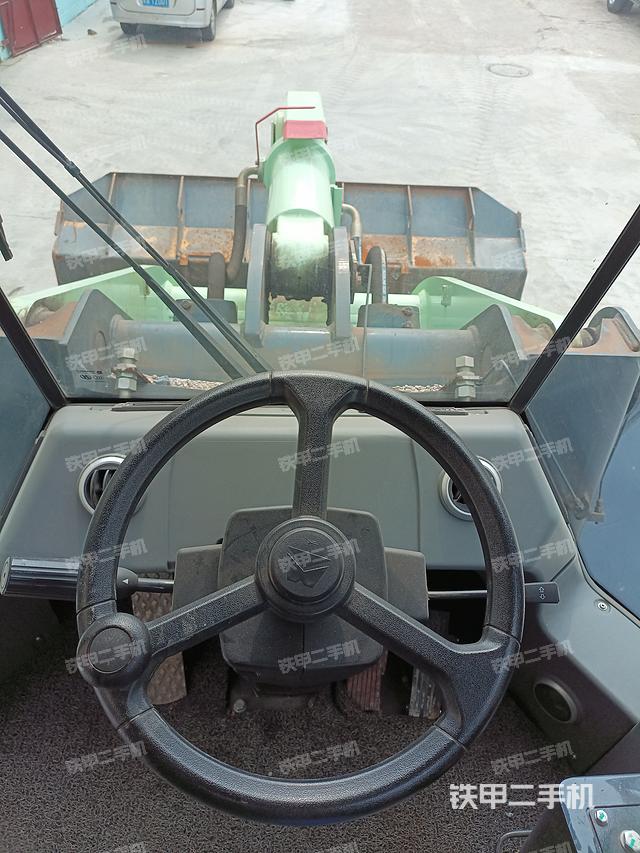 驾驶室操作台（整机外观及大件）