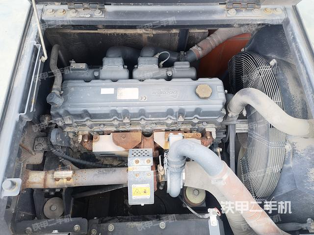 发动机整体俯视（整机外观）