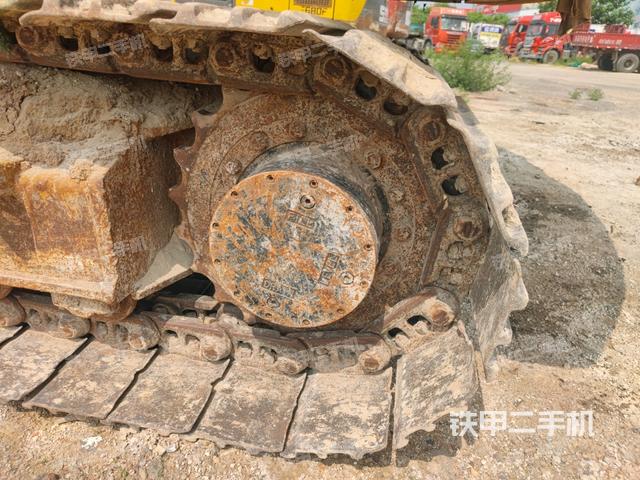 左驅(qū)動輪(行走機構(gòu)) 左驅(qū)動輪(行走機構(gòu))