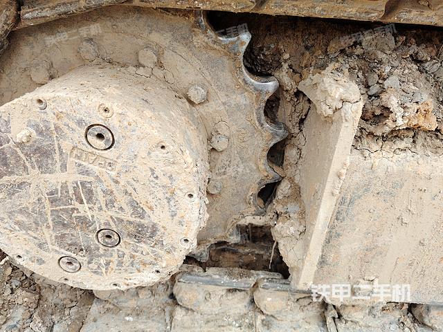 单侧履带整体（整机外观）