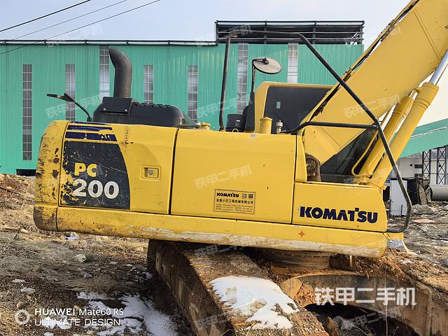 小松PC200-8M0挖掘机