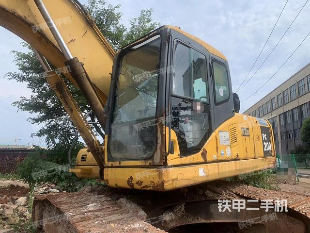 小松PC200-7挖掘机