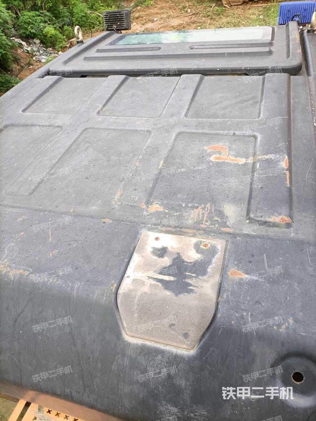 駕駛室頂部俯視（上車部件）