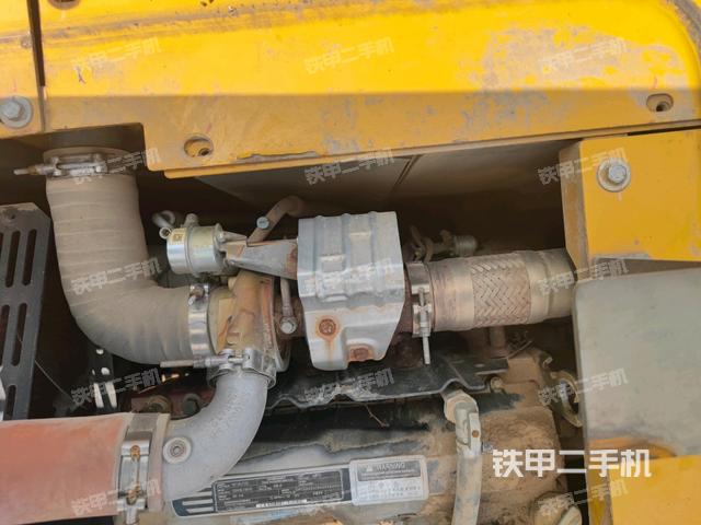 氣門室蓋螺絲特寫(上車部件) 氣門室蓋螺絲特寫(上車部件)