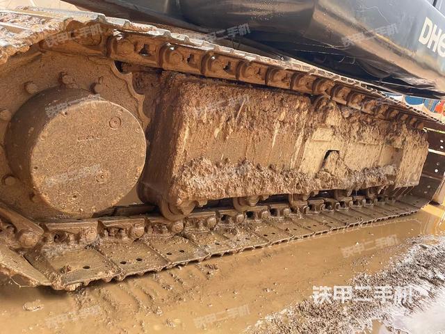 单侧履带整体（整机外观）