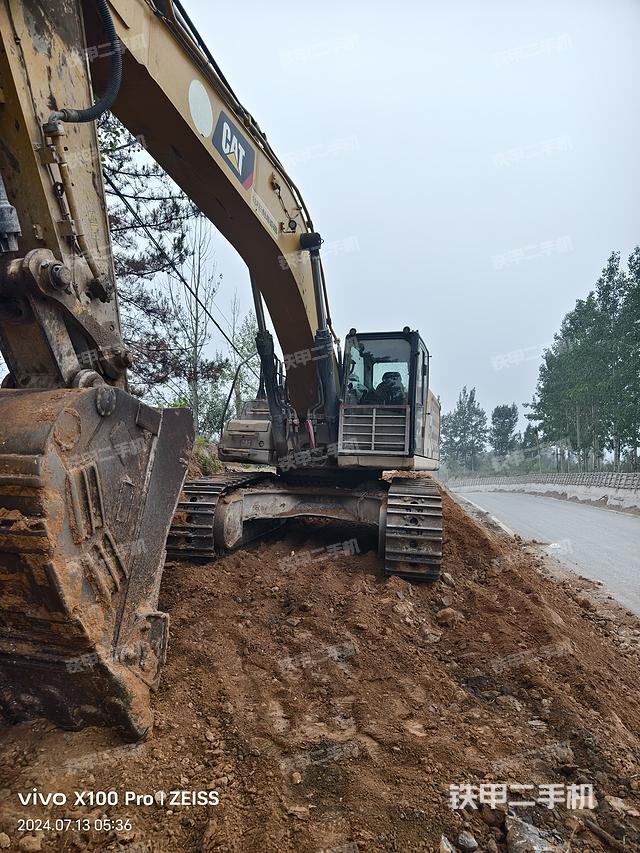 驾驶室顶部（整机外观）