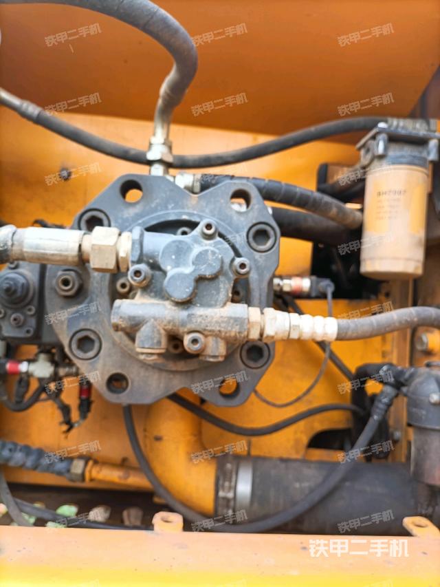 液壓泵室（大件艙室）