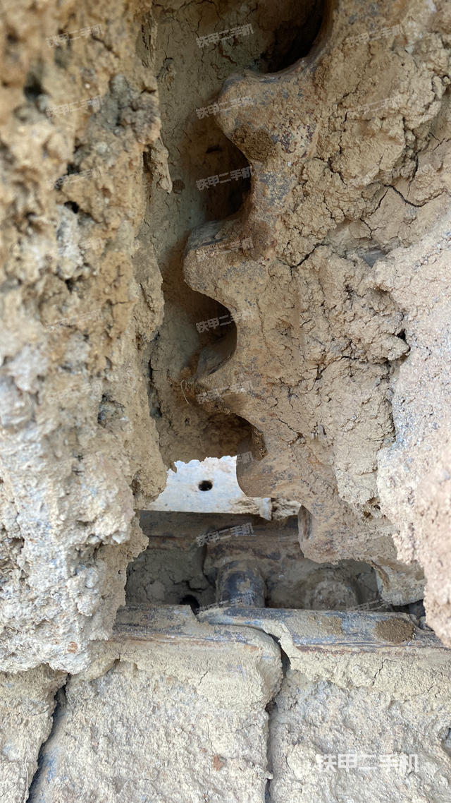 单侧履带整体（整机外观）