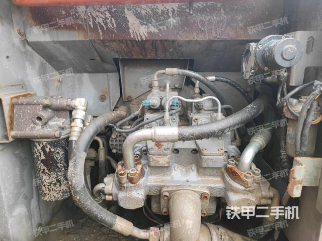 液壓泵室(大件艙室) 液壓泵室(大件艙室)