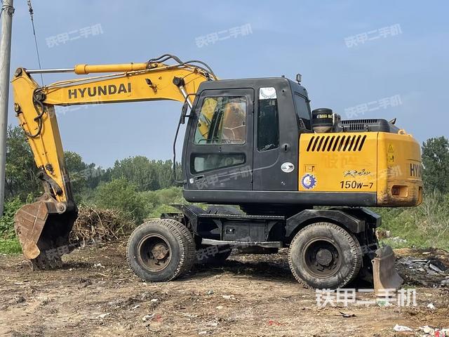 现代R150W-7挖掘机
