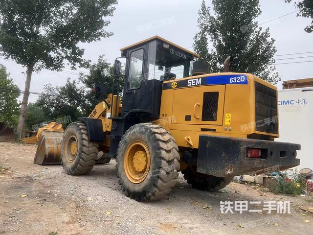 山工SEM632D装载机