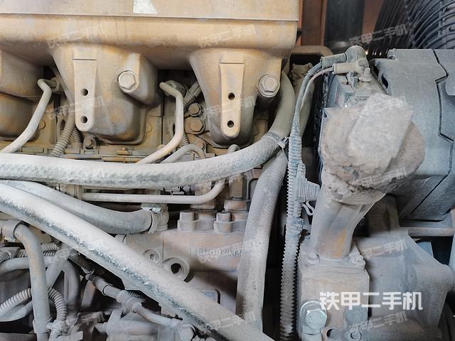 工作装置整体（整机外观及大件）