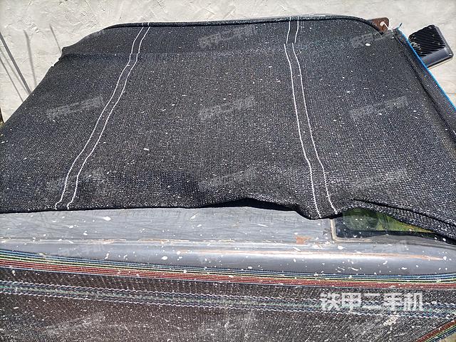 驾驶室顶部（整机外观）