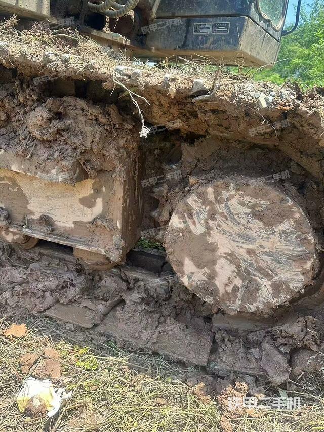 单侧履带整体（整机外观）