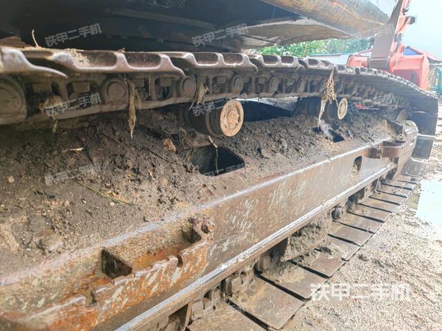 左側(cè)履帶整體?(行走機構(gòu)) 左側(cè)履帶整體?(行走機構(gòu))