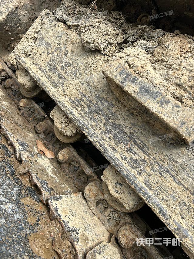 单侧履带整体（整机外观）