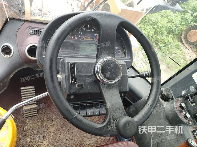 驾驶室操作台（整机外观及大件）