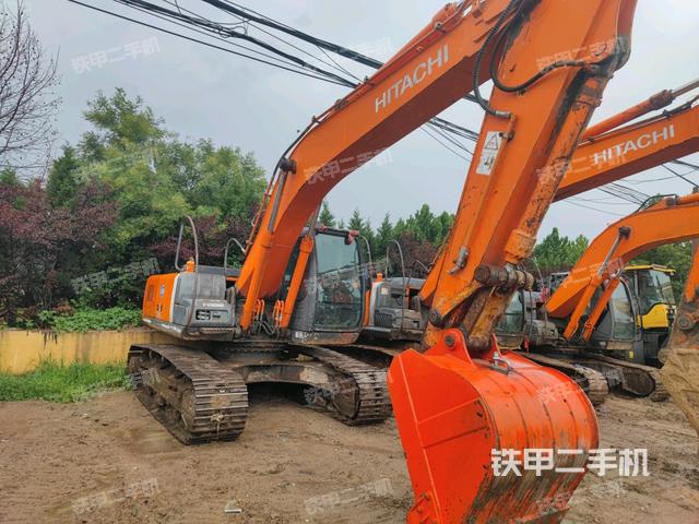 右前45(整機外觀) 右前45(整機外觀)