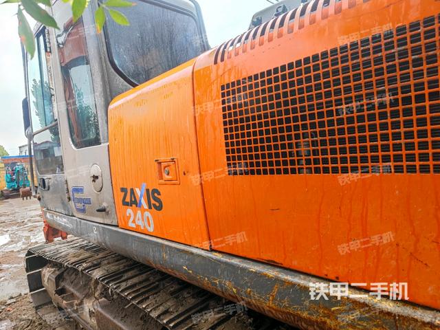 右后45(整機外觀) 右后45(整機外觀)