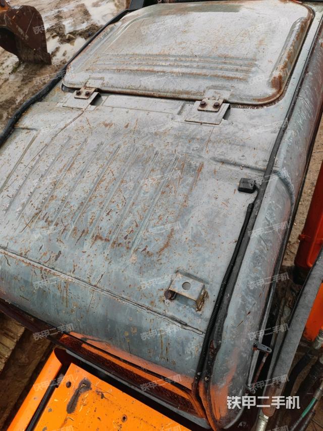 駕駛室頂部俯視(上車部件) 駕駛室頂部俯視(上車部件)