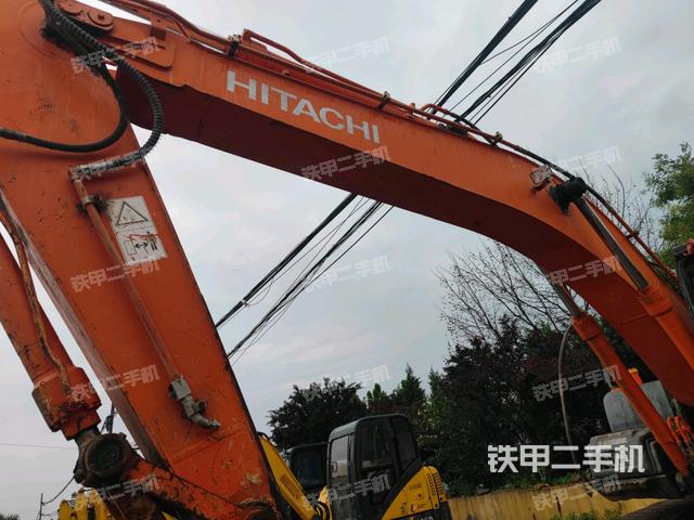 大臂整體?右側(cè)(工作和回轉(zhuǎn)裝置) 大臂整體?右側(cè)(工作和回轉(zhuǎn)裝置)