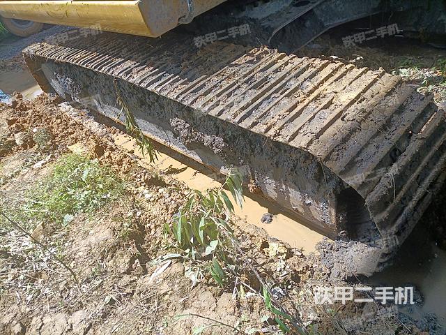 单侧履带整体（整机外观）