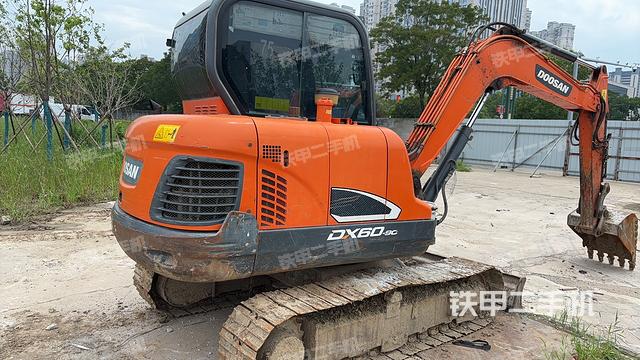 整机右后45°（整机外观）