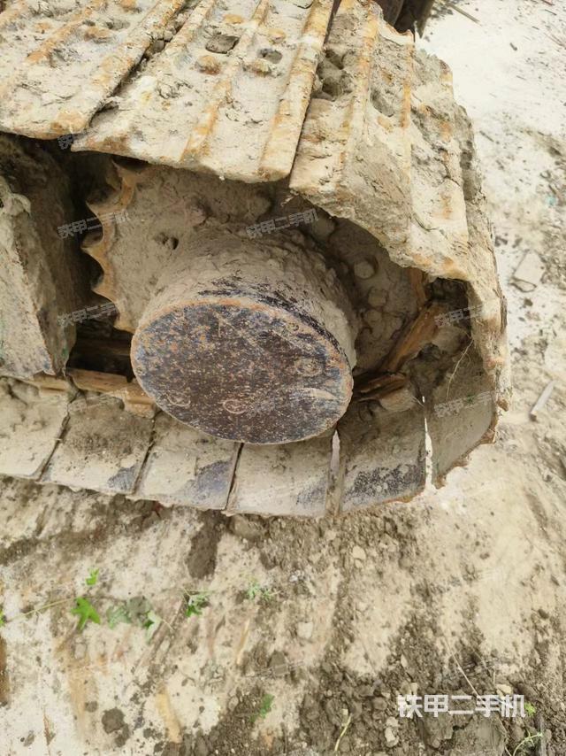 单侧履带整体（整机外观）