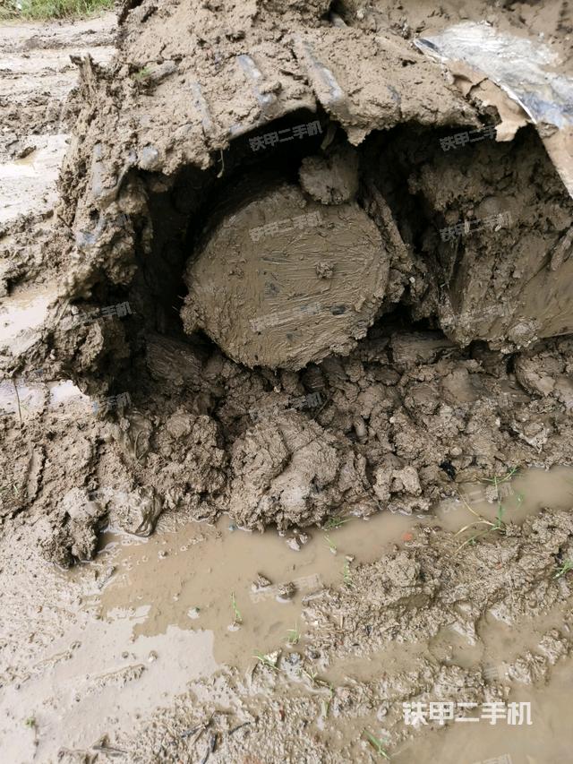 左導(dǎo)向輪（行走機(jī)構(gòu)）