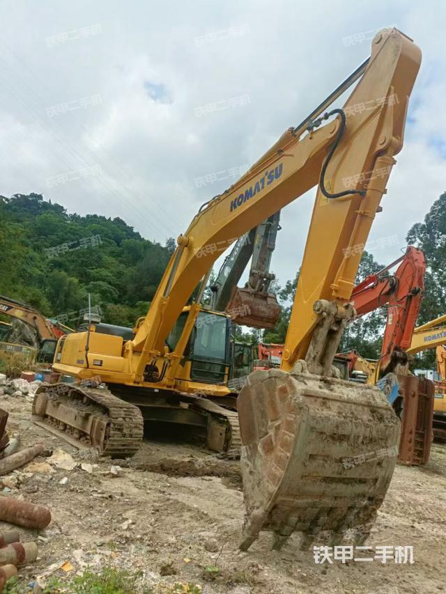 驾驶室整体（整机外观）