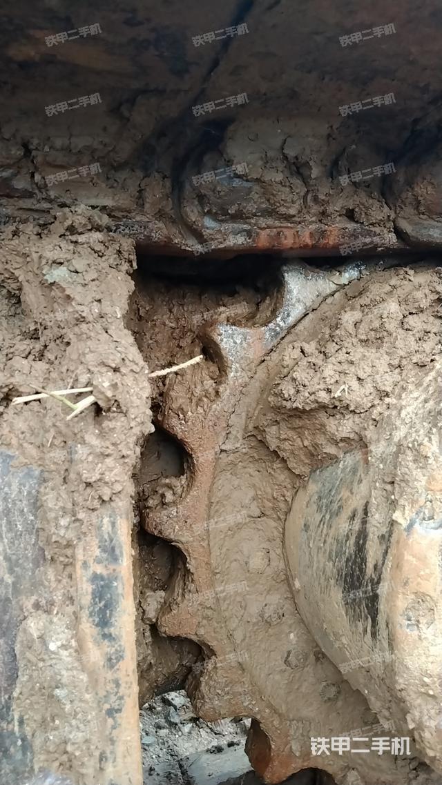 单侧履带整体（整机外观）