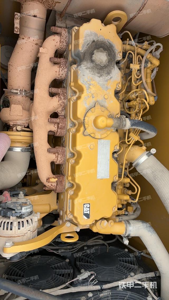 发动机整体俯视（整机外观）