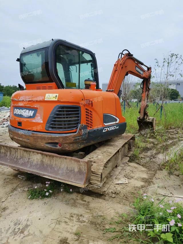 整机右后45°（整机外观）