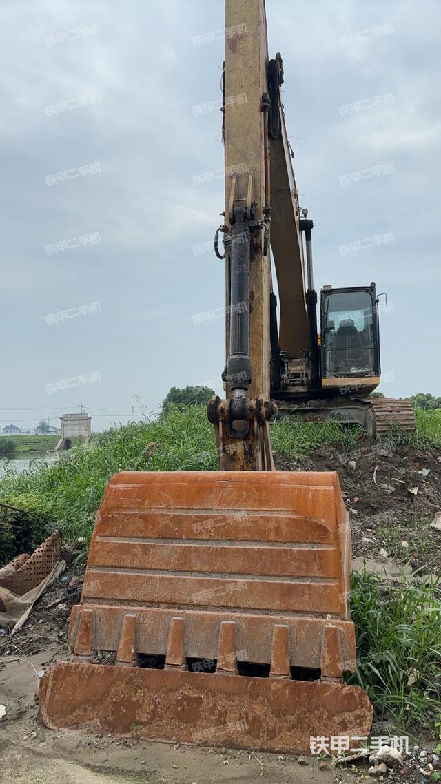 整机右后45°（整机外观）