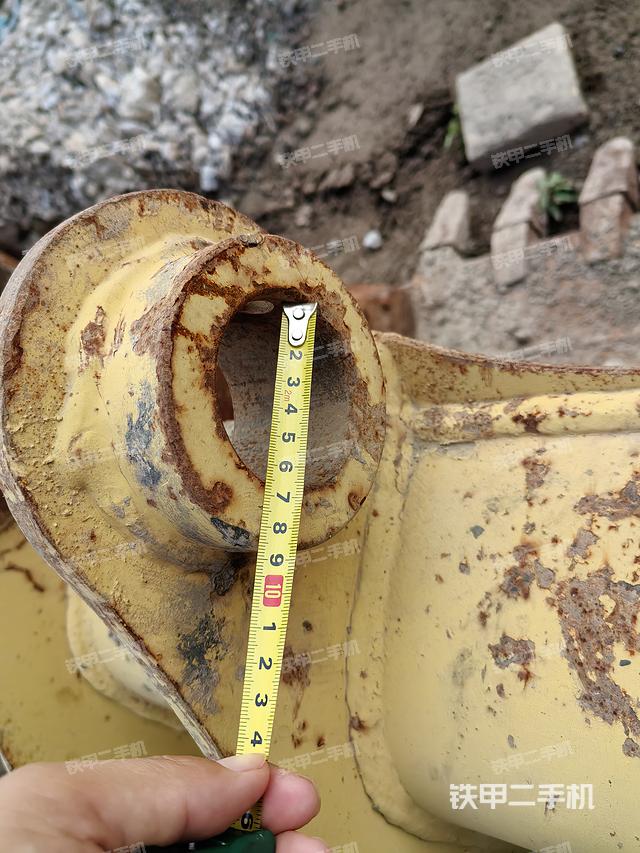 整机右后45°（设备外观及核心部件）