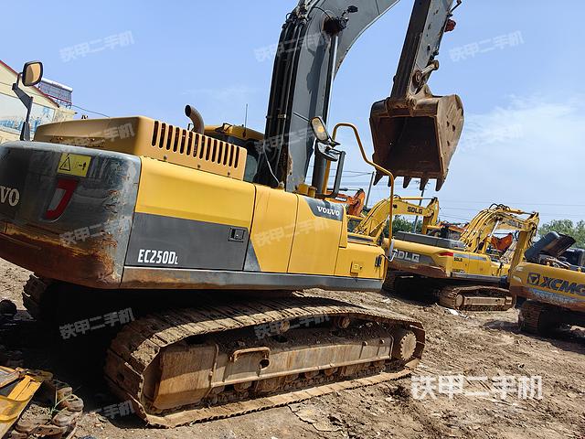 整机右后45°（整机外观）