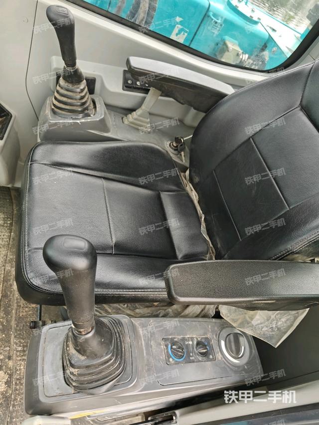 頂棚整體（駕駛室部分）