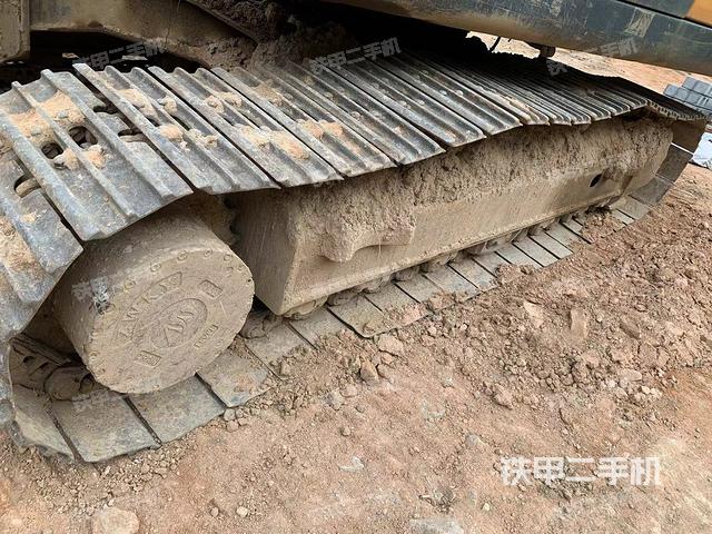 单侧履带整体（整机外观）