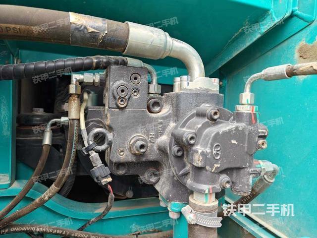 液壓泵室（大件艙室）