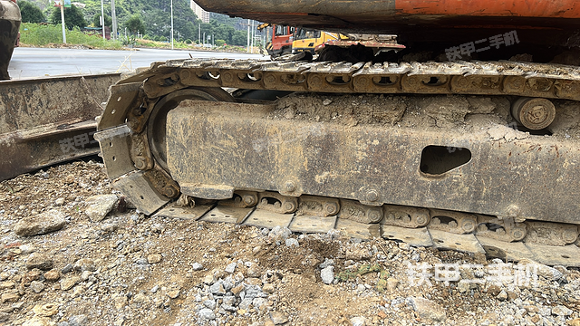 单侧履带整体（整机外观）