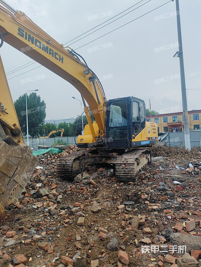 驾驶室整体（整机外观）