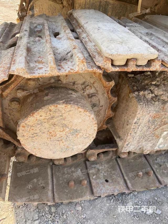 单侧履带整体（整机外观）