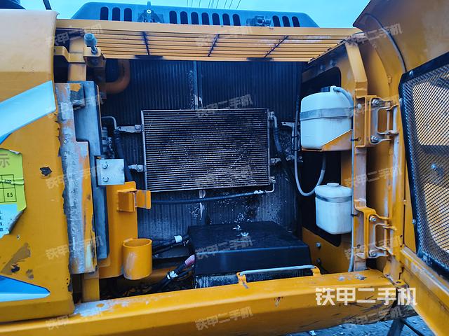 驾驶室整体（整机外观）