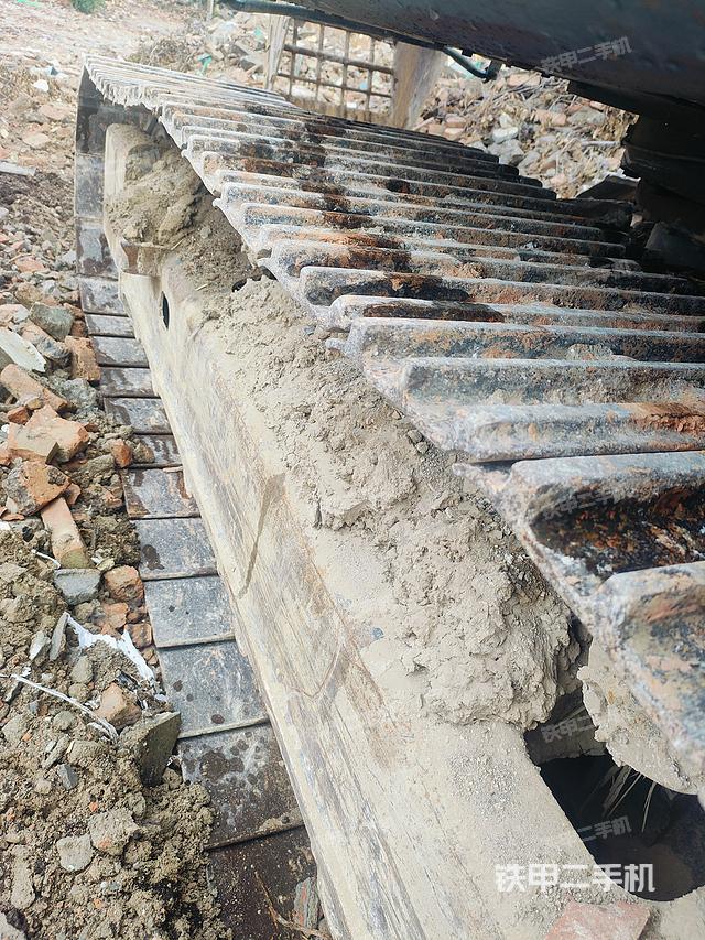 单侧履带整体（整机外观）