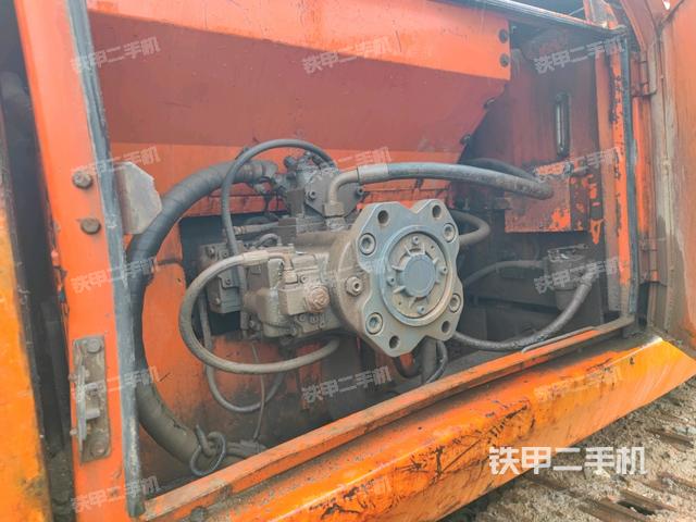 液壓泵室（大件艙室）